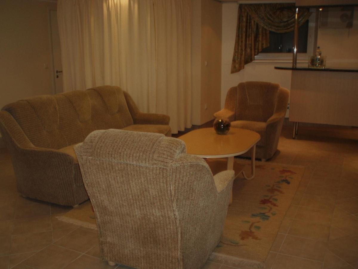 Nette Hotel Parnu Ngoại thất bức ảnh